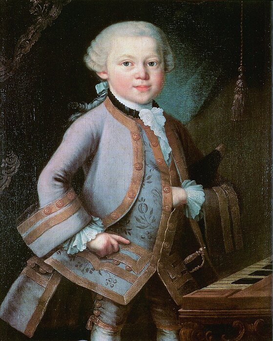 نابغه اتریشی موسیقی کالسیک که در هفت سالگی اولین سمفونی خود را نوشت که بود ؟
